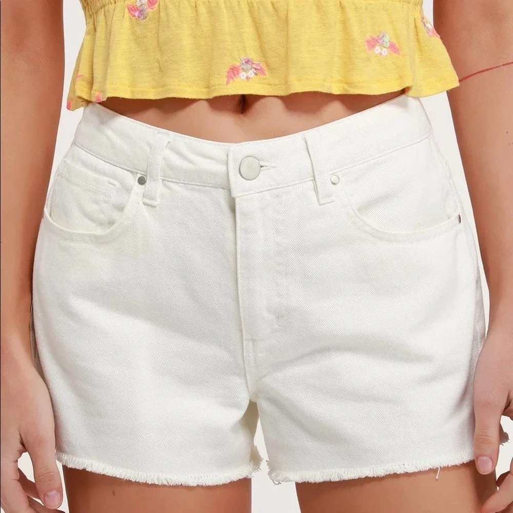 Lulus Denim Shorts Women 25 White Raw Hem Cotton Boho Festival Summer Casual - Picture 2 of 9
